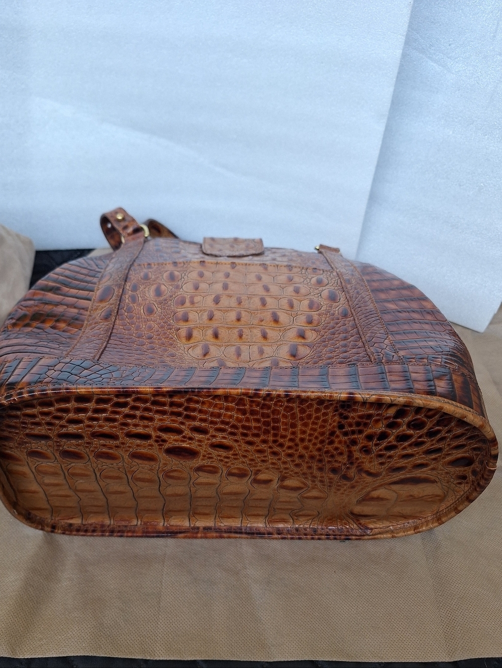 Brahmin Julian Tote Pecan Melbourne Croc Embossed Leather Bucket Bag + Organizer - Picture 10 of 16